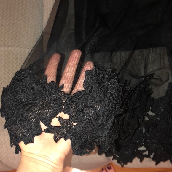 Forever 21 black skirt - Picture 2 of 4